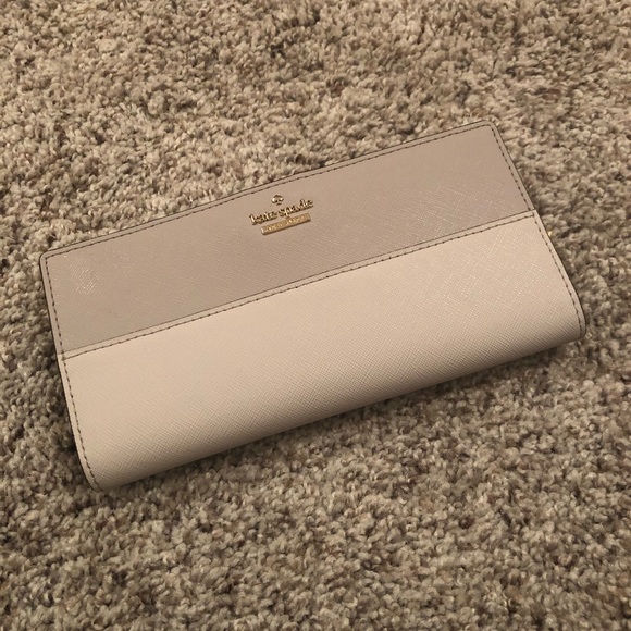 kate spade Handbags - Kate Spade Wallet